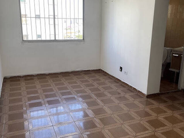 #1101 - Apartamento para Venda em São Paulo - SP